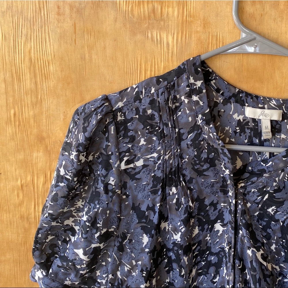 Joie 100% Silk Pintuck Detail Cap Sleeve Blouse